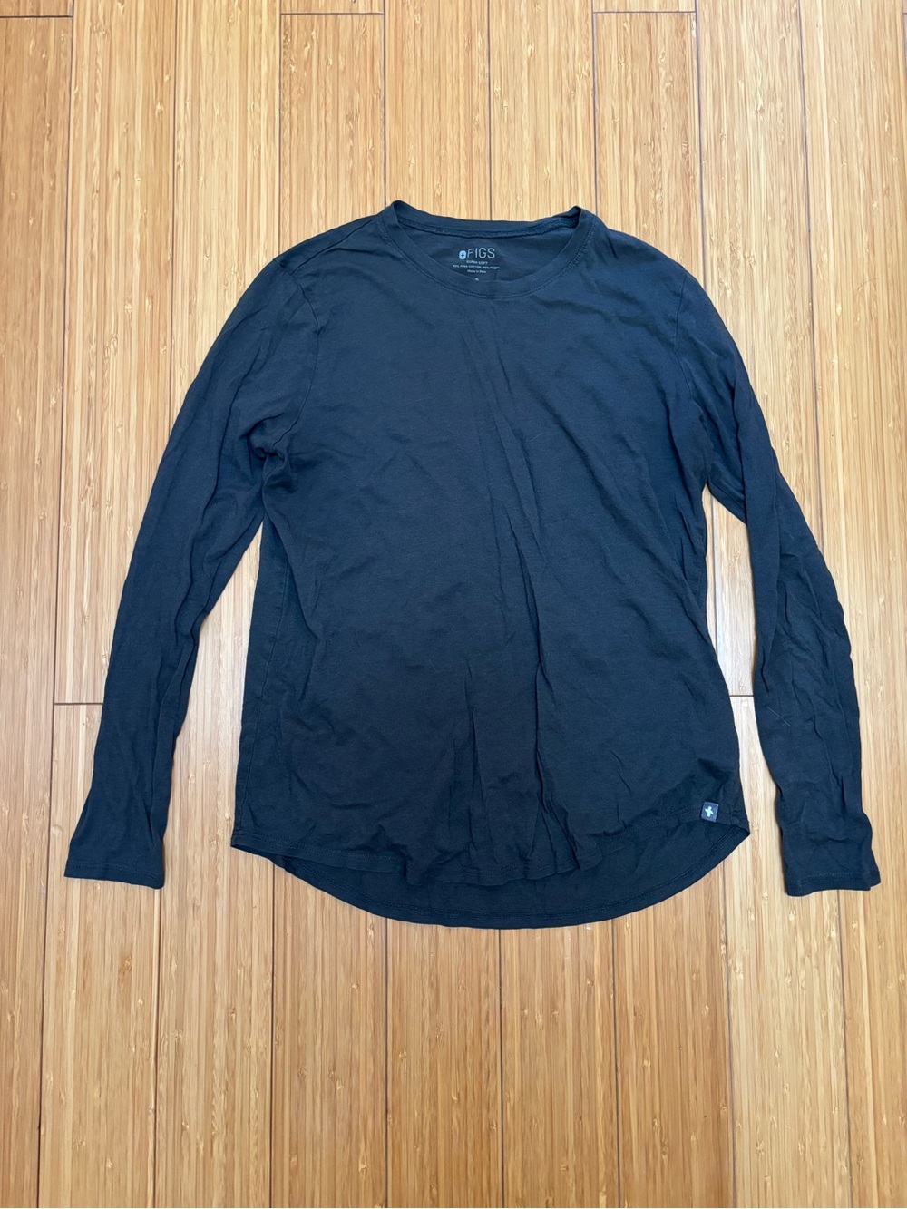 FIGS Charcoal Long-Sleeve Crew Tee for Women